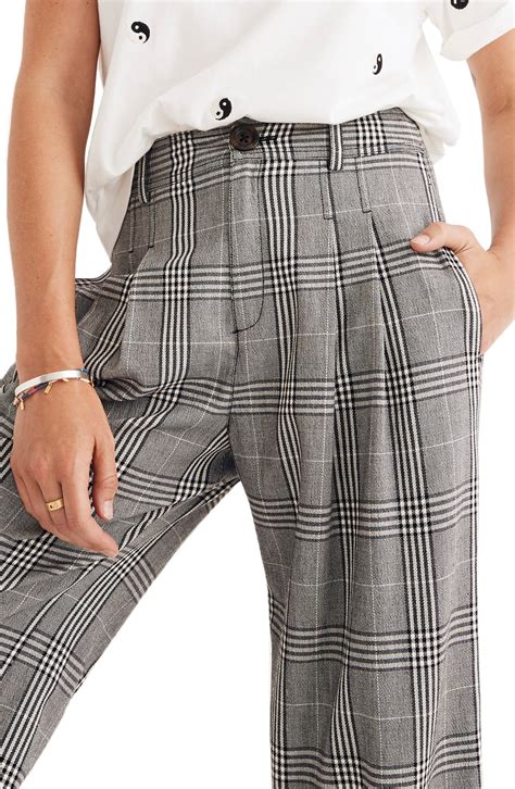 women's plaid pants.